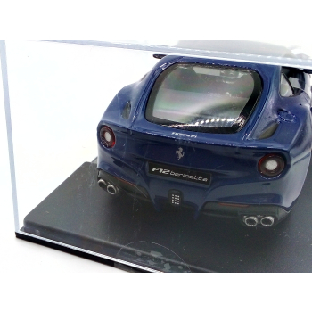 Ferrari F12 Berlinetta #7 2012 Inspired by the 250 GT (display box)  - skala 1:24 - Bburago